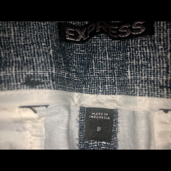 Dress shorts - Picture 2 of 3